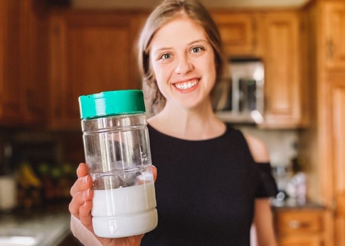 Easy Homemade Deodorant with 3 Ingredients