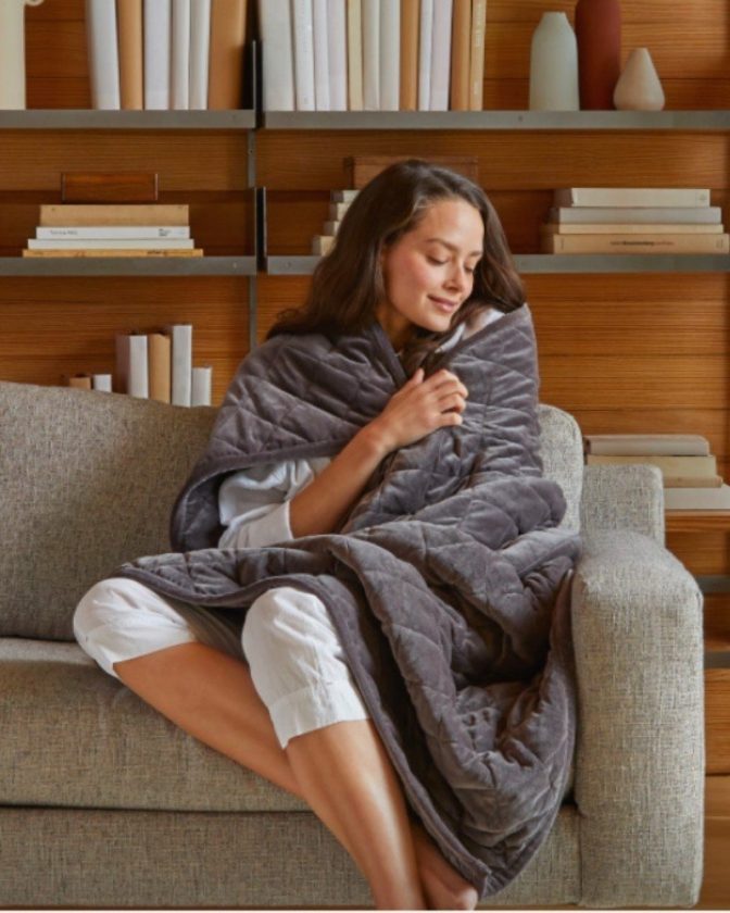 Organic weighted blanket from Saatva