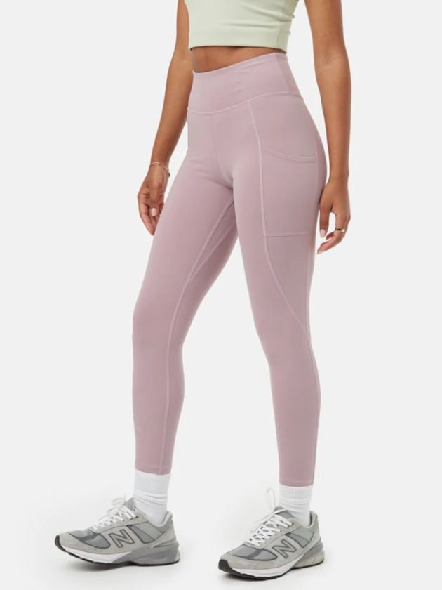 Sustainable pink leggings