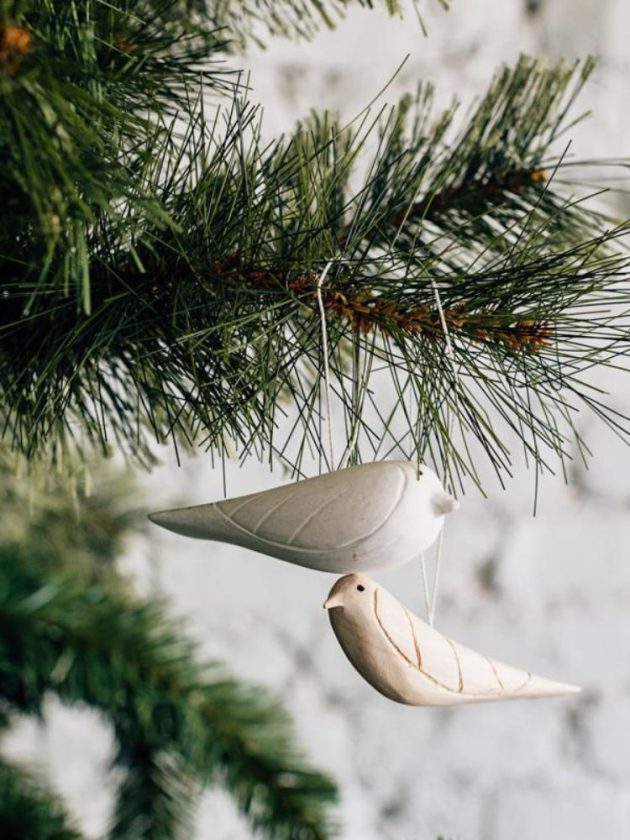 Sustainable birds ornaments