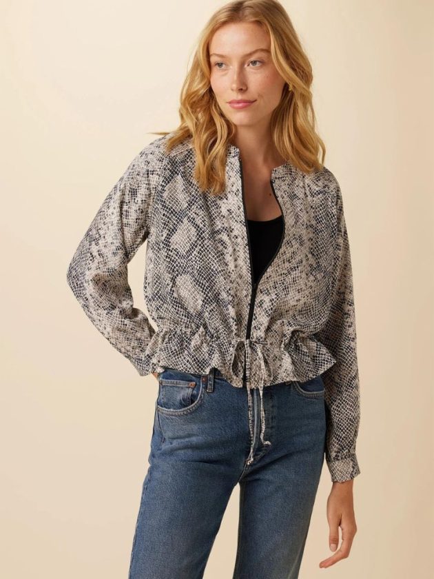 Ethical grey patterned short jacket 