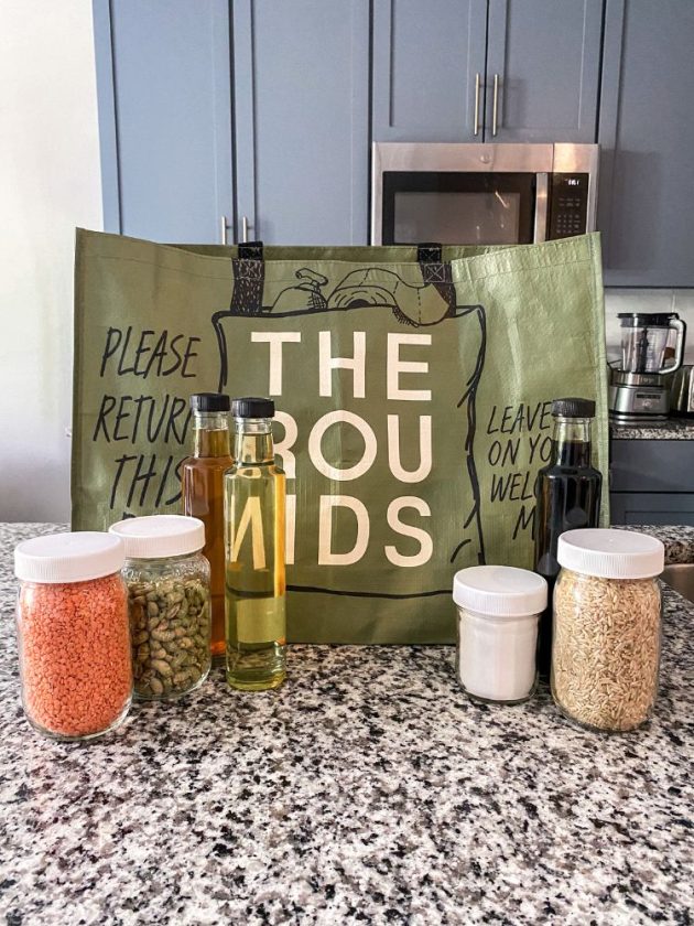 The Rounds tote bag and glass jars for zero waste groceries