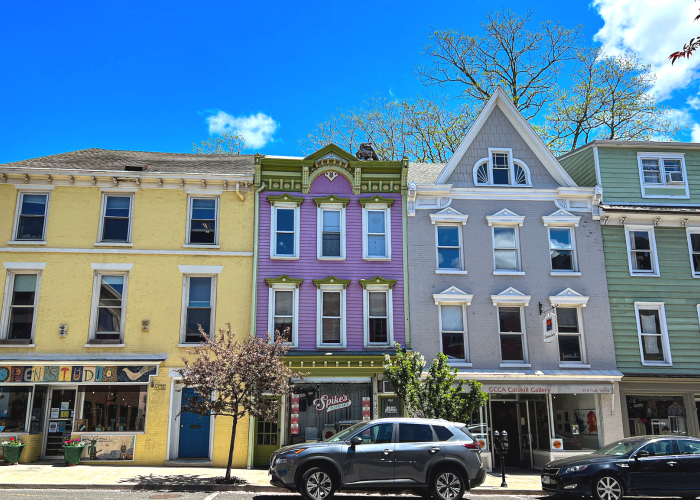 Street of colorful houses in Catskills - Catskill Travel Guide